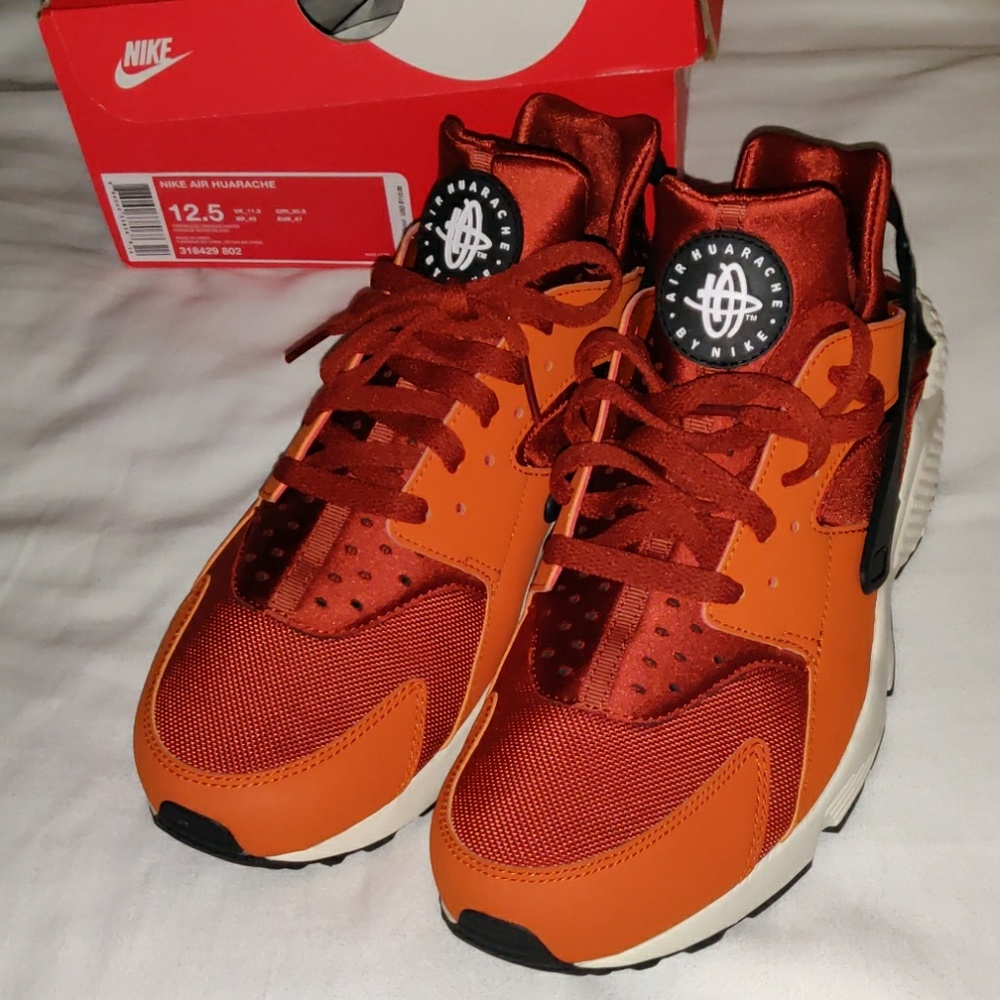Nike Air Huarache Men Size 12.5 Firewood Orange